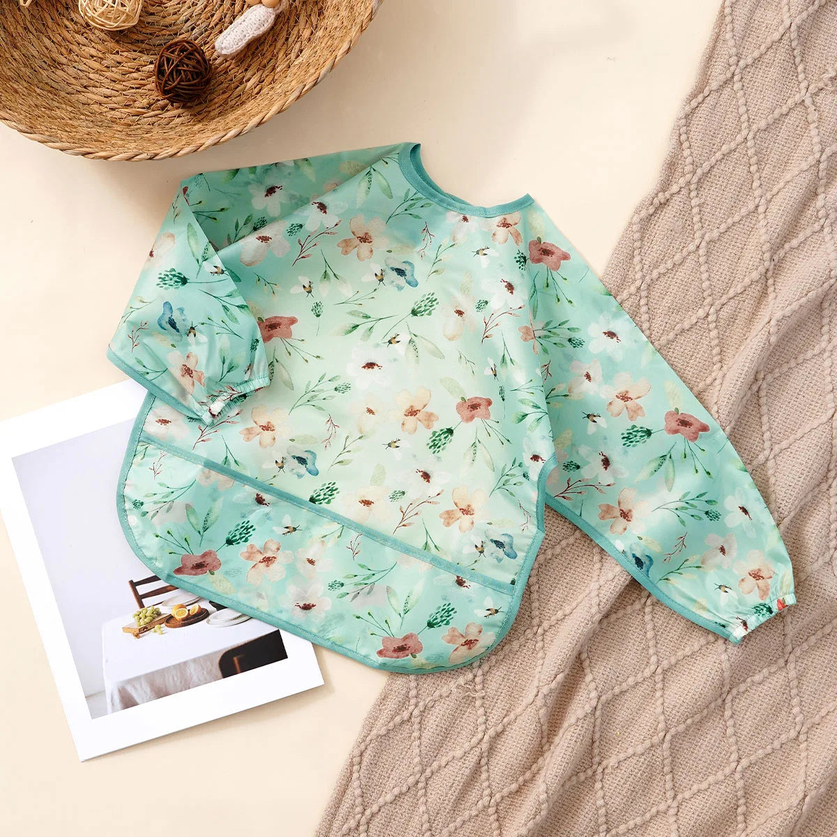 Waterproof Feeding Bib, Washable-Easy To Clean - Baby Essential